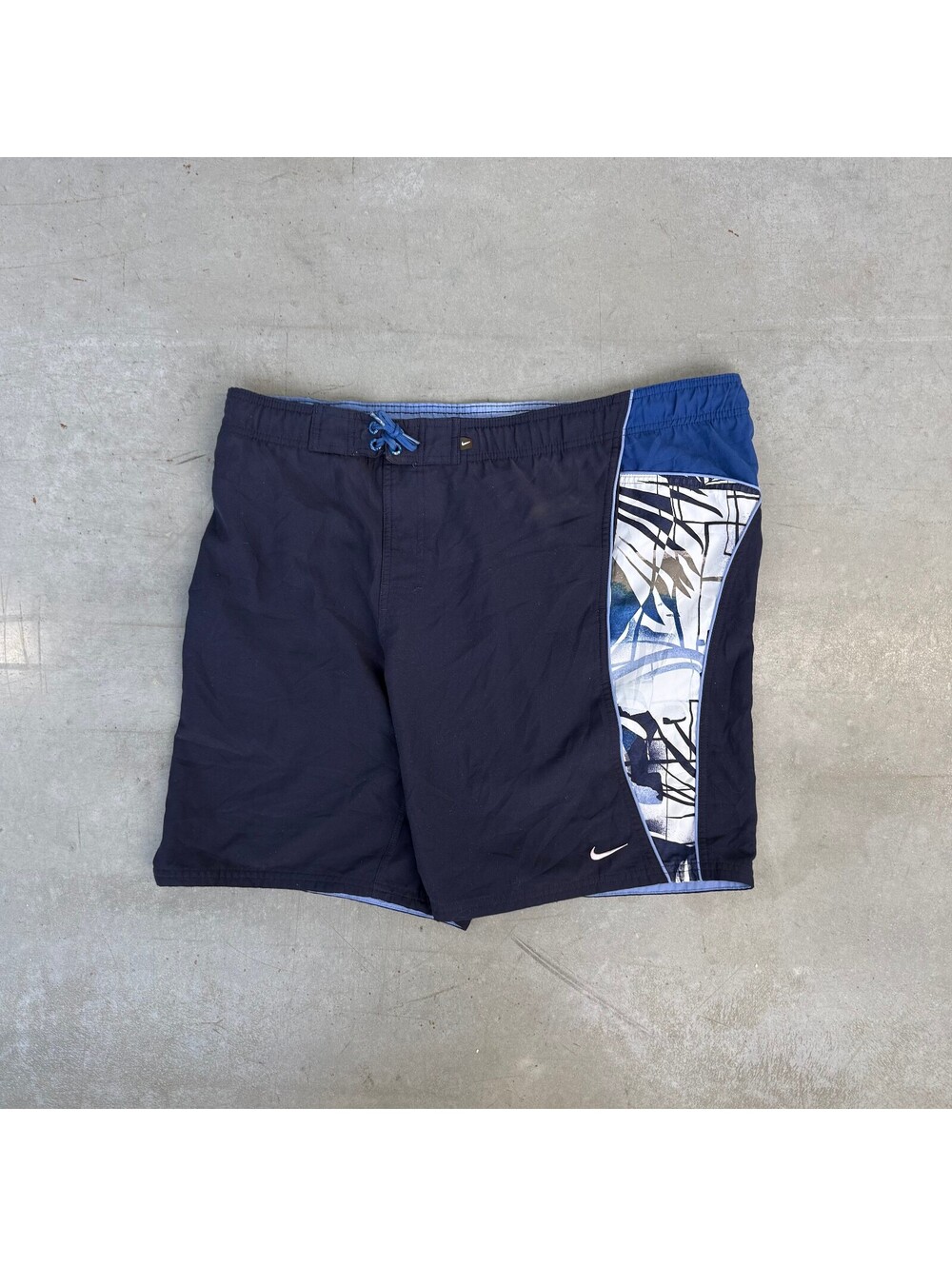 Nike Tri Colour Floral Boardshorts Size 38